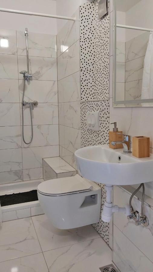 Duće Apartments Zorica מראה חיצוני תמונה