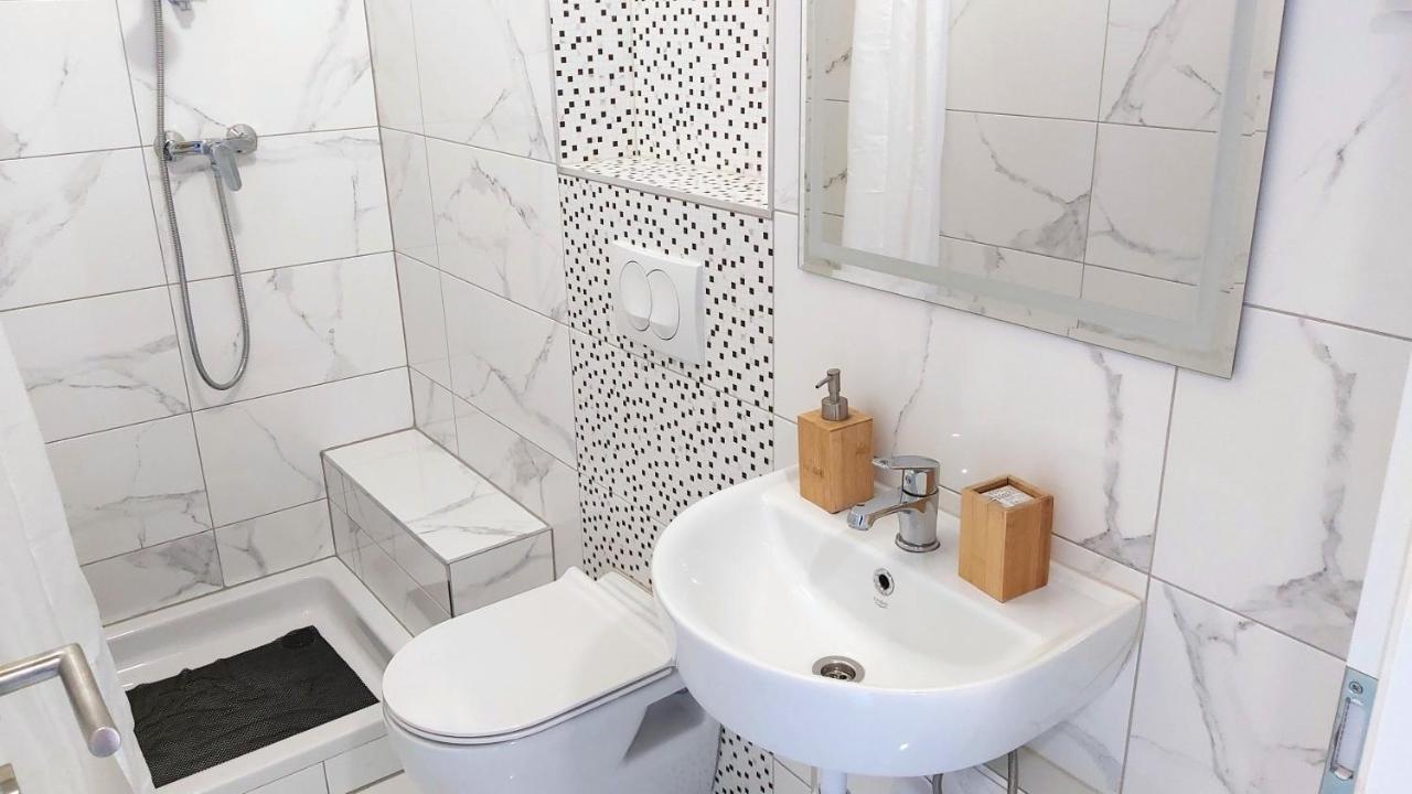 Duće Apartments Zorica מראה חיצוני תמונה