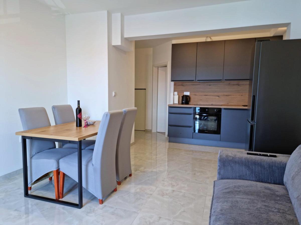 Duće Apartments Zorica מראה חיצוני תמונה